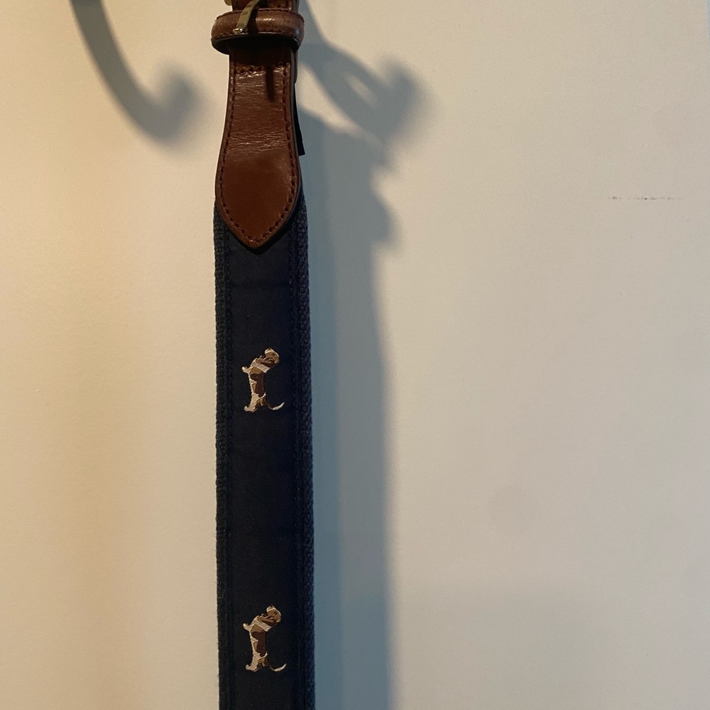 Men’s size small belt 37” long navy with dogs